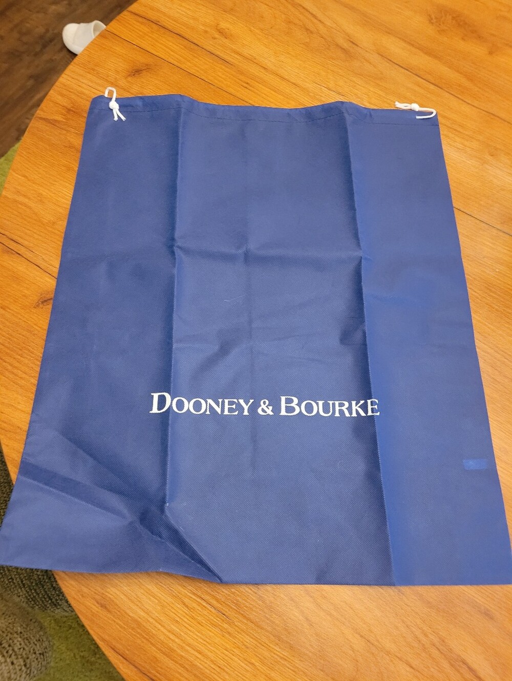 DOONEY & BOURKE DUST BAG
